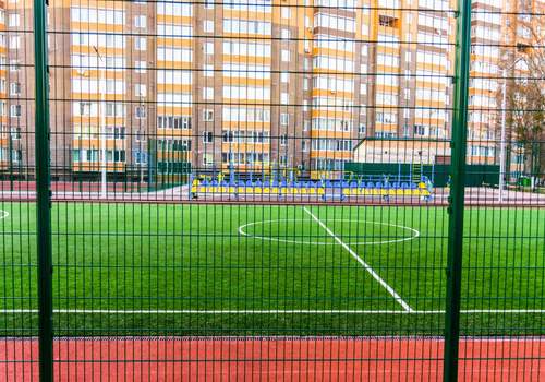 2Д забор для футбольной площадки в Березниках